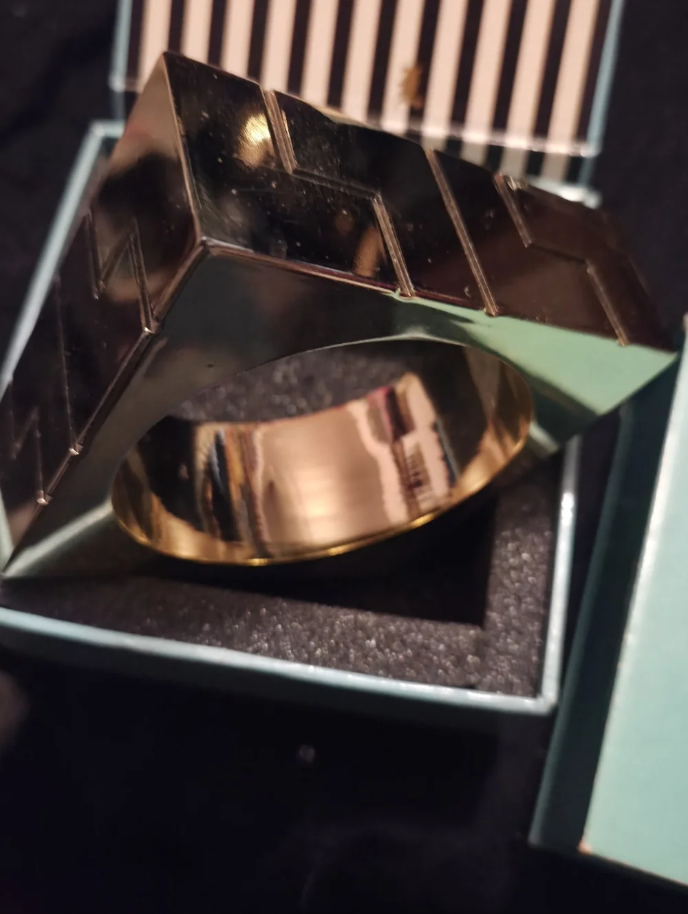 L.A.M.B. Fragrance Bracelet (Plus Bonus Item!) - Picture 3 of 6